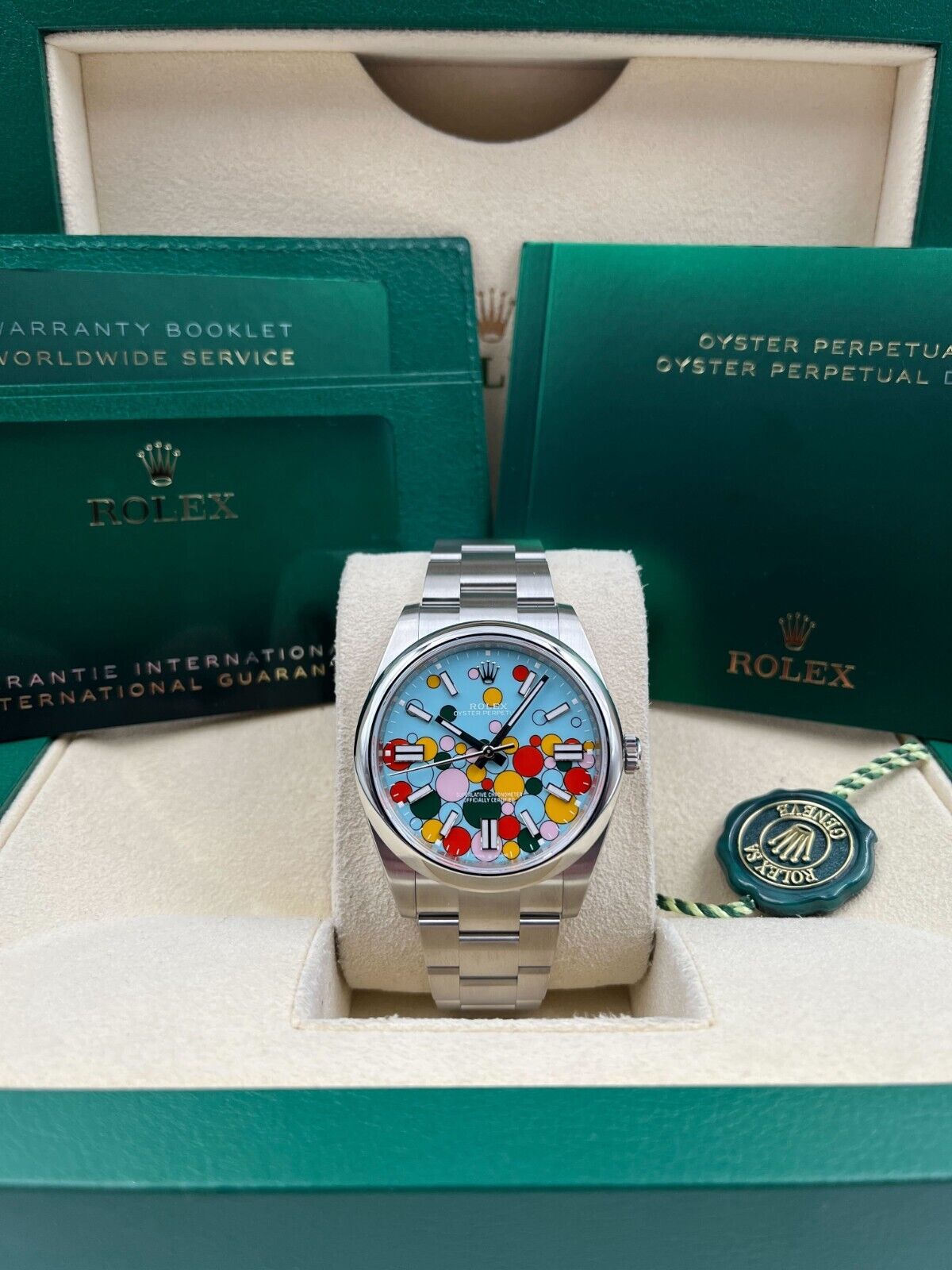 Rolex 124300-0008 Oyster Perpetual 41mm Turquoise blue Celebration Dial