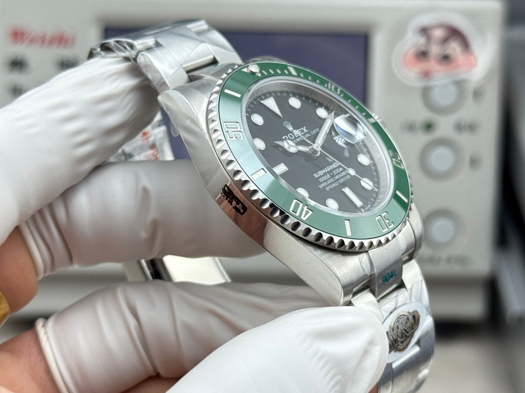 Rolex Submariner Date Green 126610LV