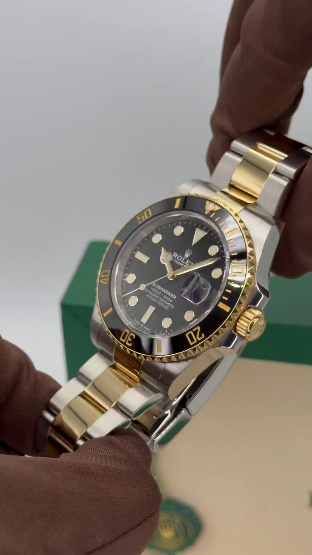 Rolex Submariner 40mm 116613LN
