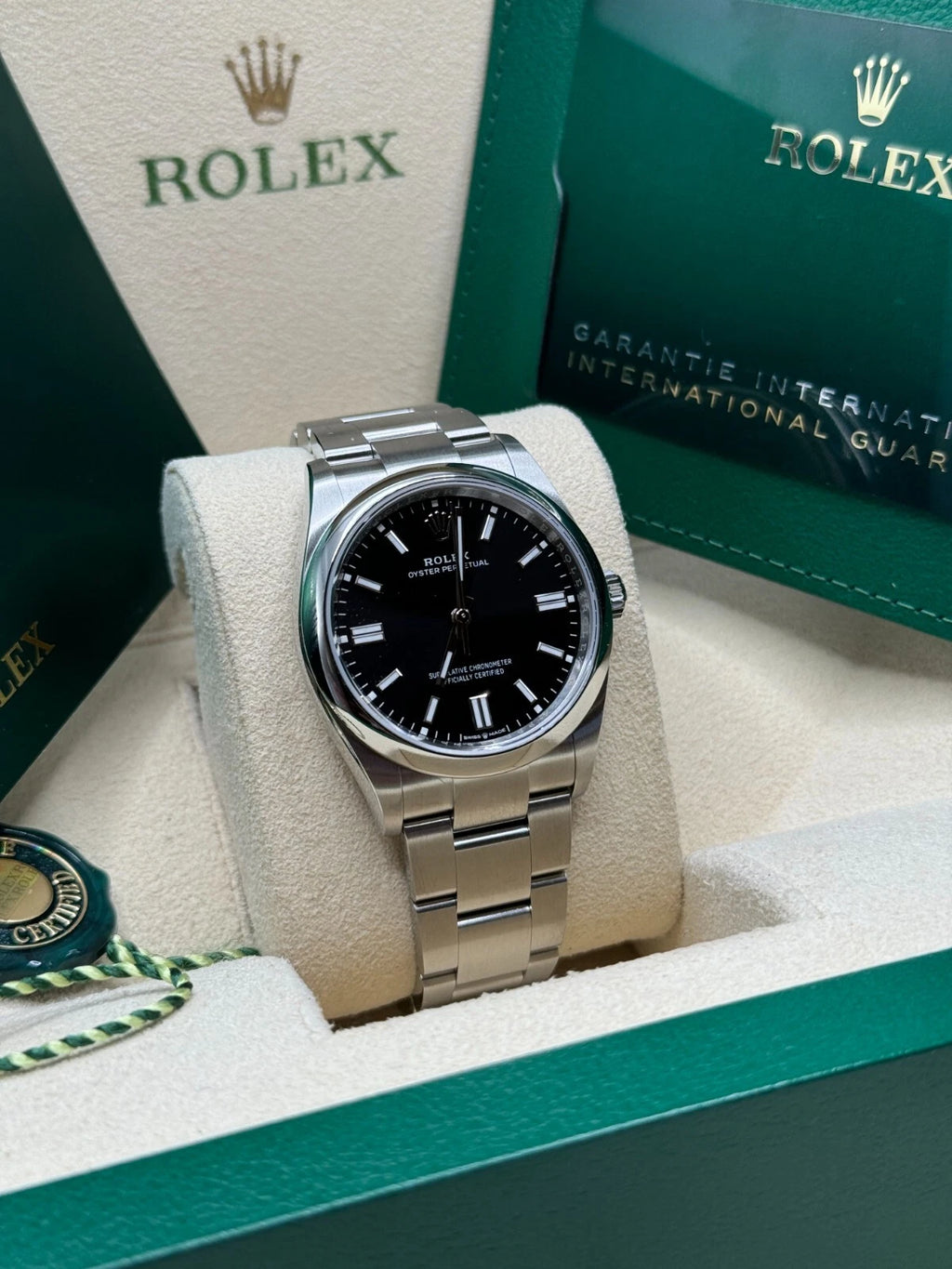 Rolex Oyster Perpetual 36mm 126000-0014 Black Dial Oyster Stainless Steel Bracelet