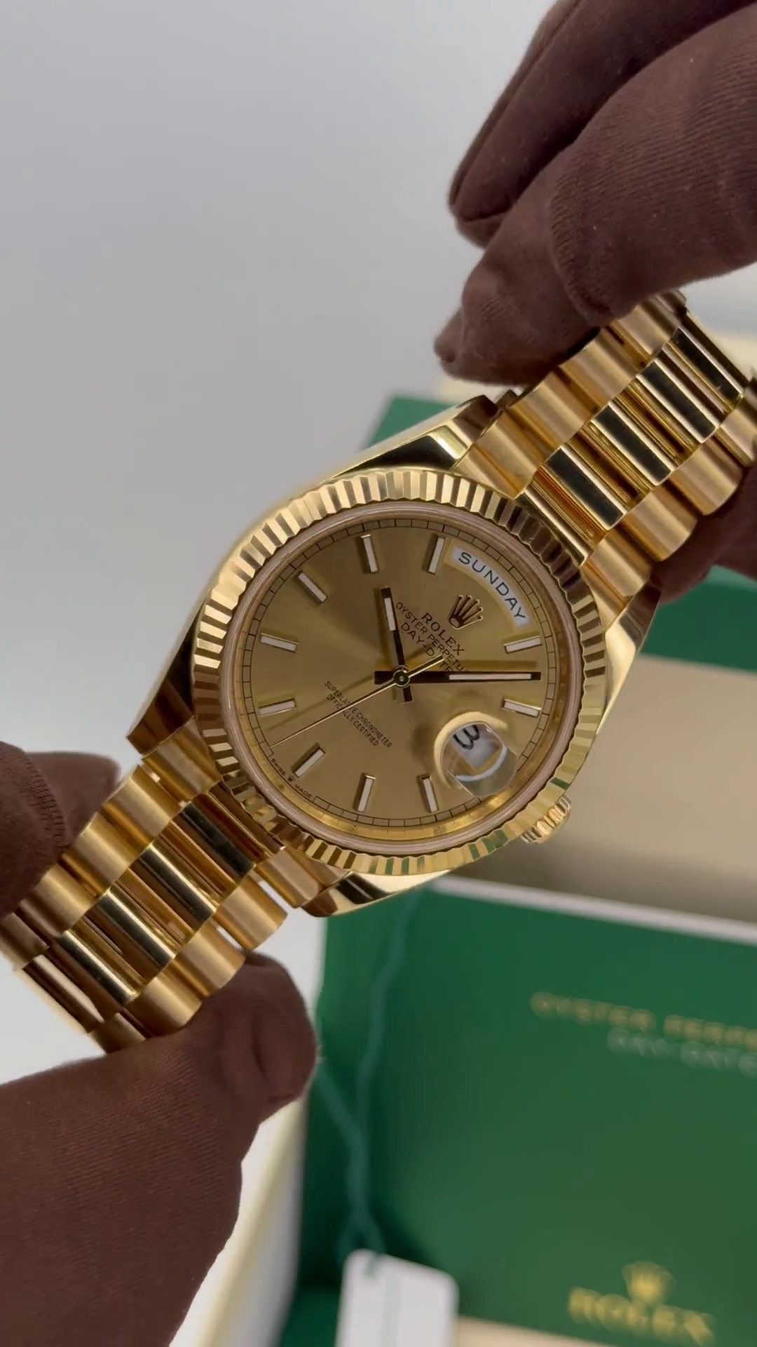 Rolex  Day-Date "President" 40mm Yellow Gold Champagne Index Dial - 228238