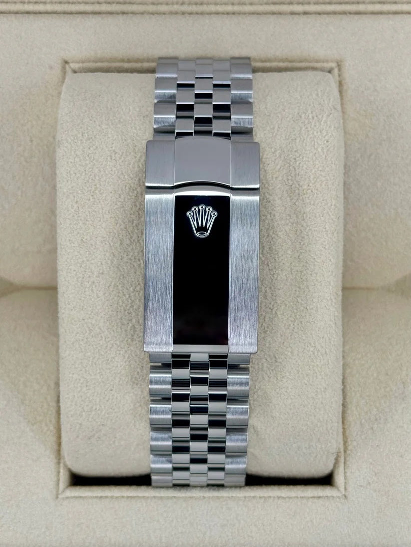 Rolex  Sky-Dweller 42mm 336934-0006 Stainless Steel Blue Dial Jubilee