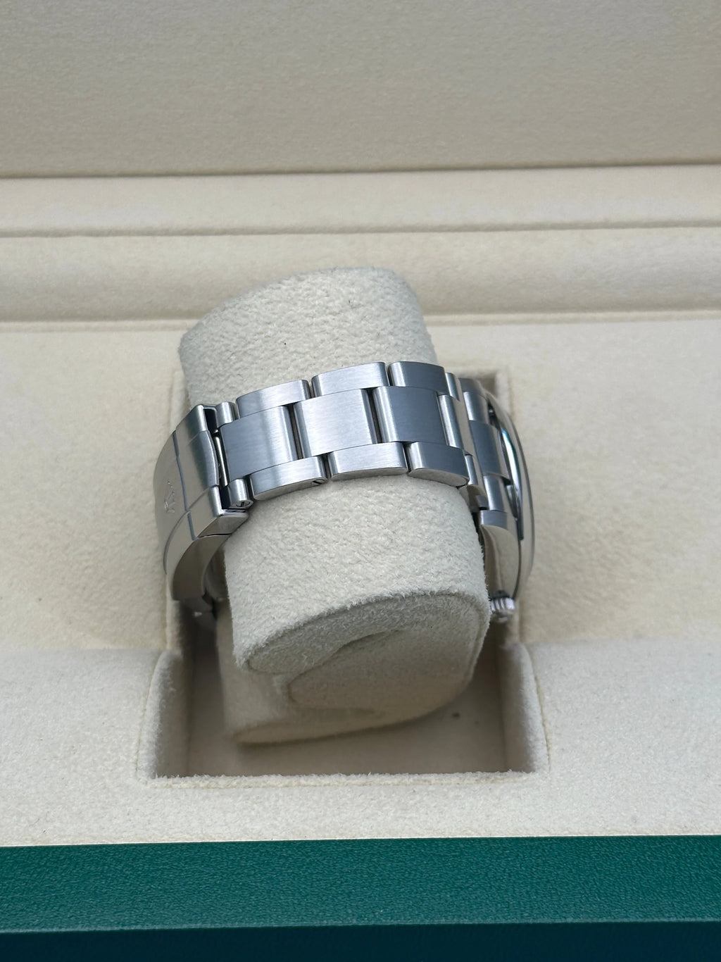 Rolex Oyster Perpetual 34mm 124200-0001 Silver Dial Oyster Stainless Steel Bracelet